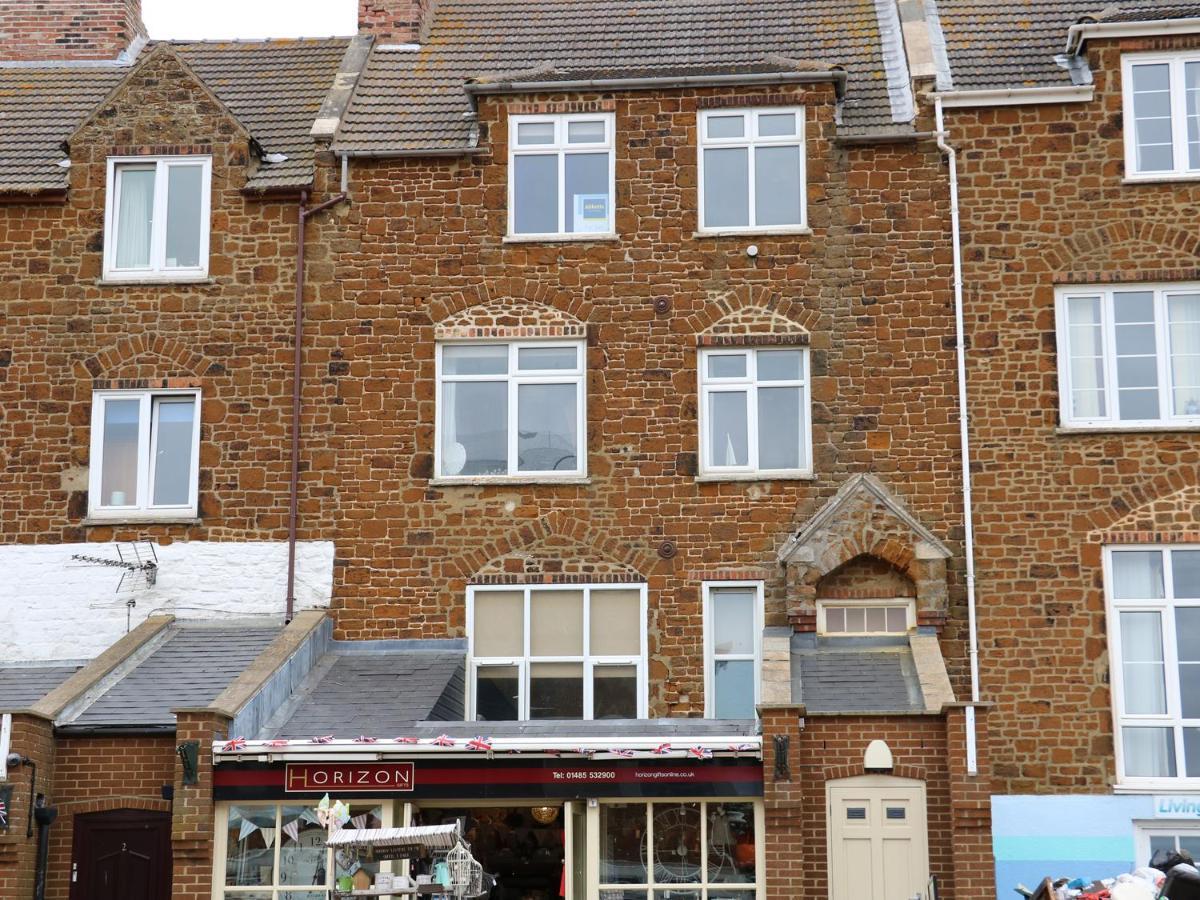 Апартаменты Flat 2, 4 St Edmund'S Terrace Ханстантон Экстерьер фото
